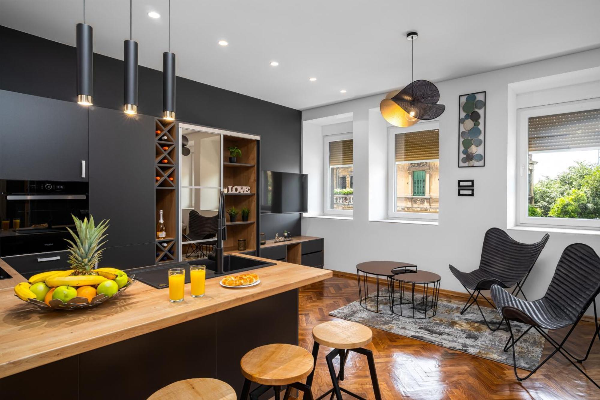 Atelier Apartments Rijeka Extérieur photo